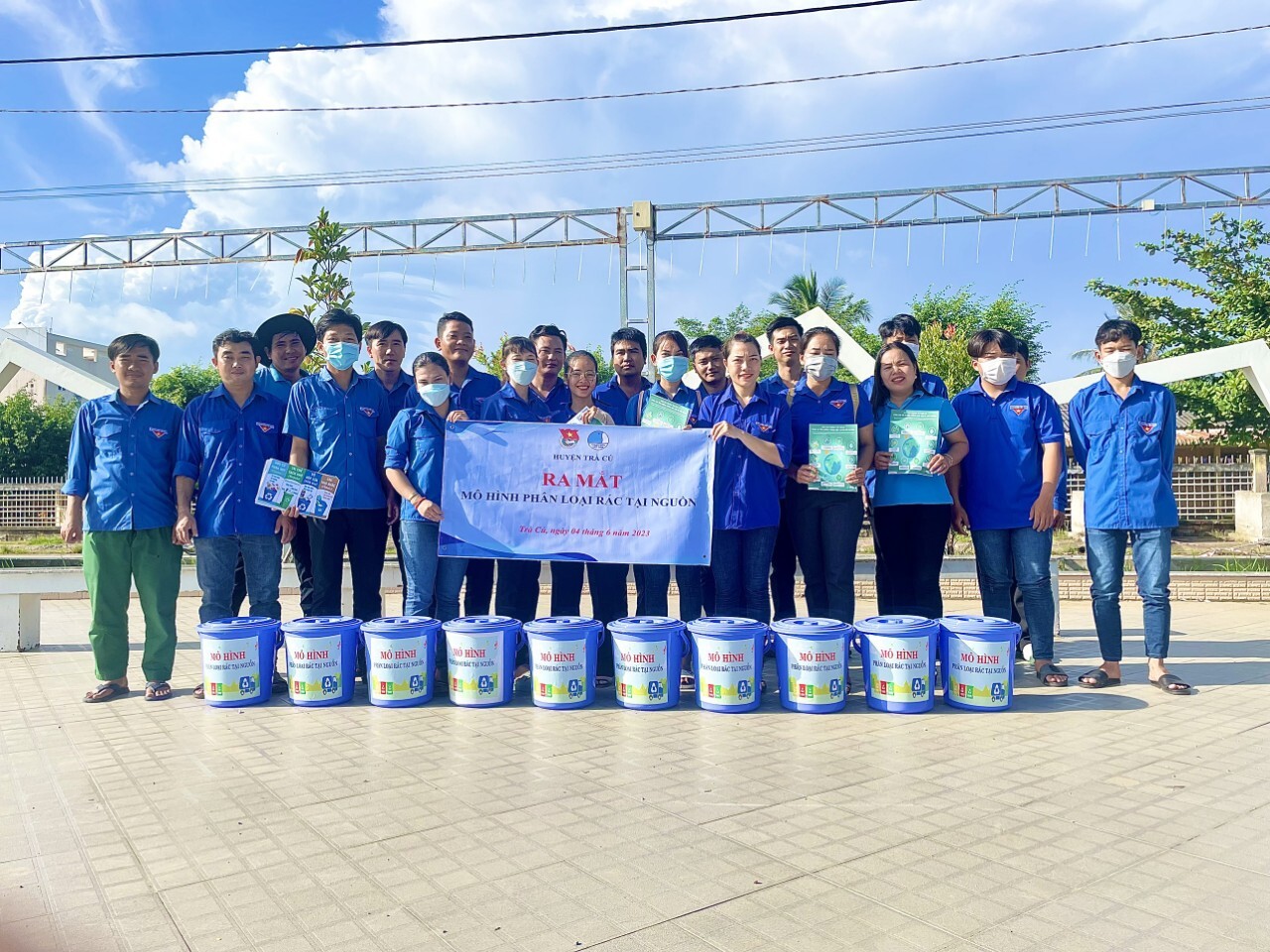 D:\Diễm My 2023. MINH CHỨNG TWĐ.14\hình1525729_1865340980508182_6775098142857618961_n.jpg