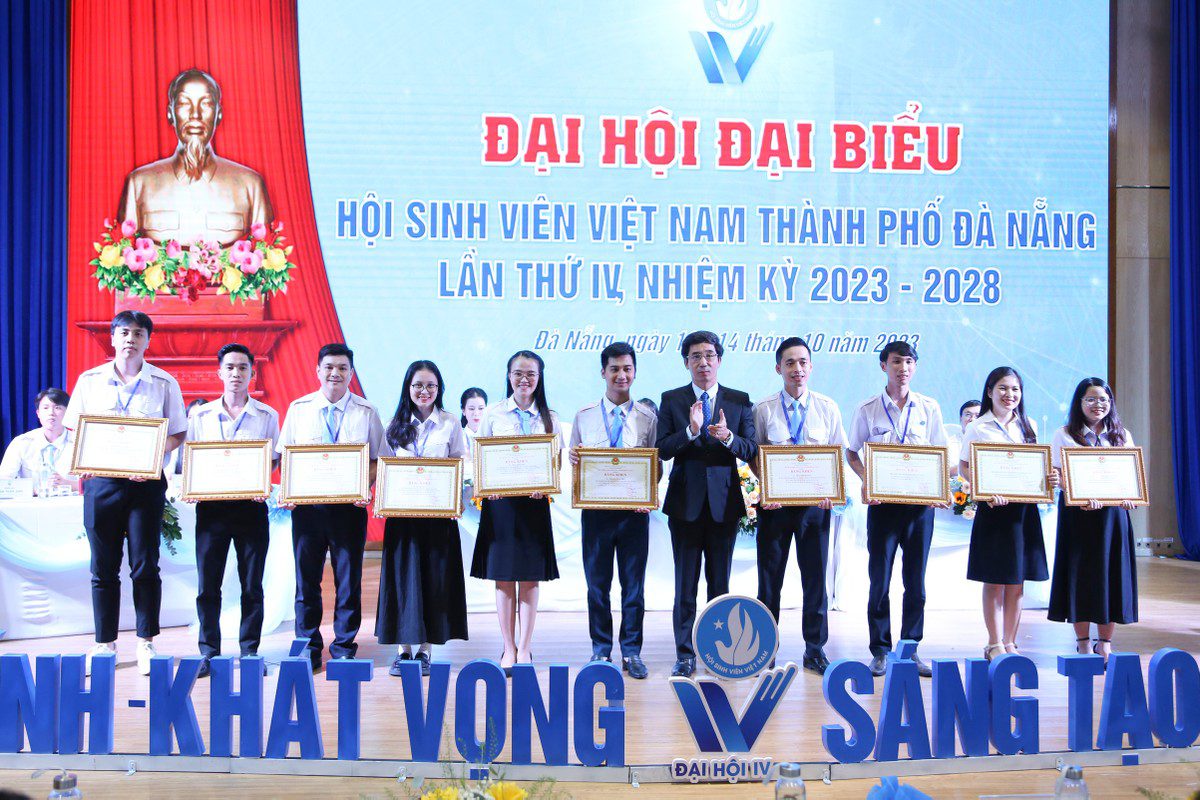 Xây dựng lớp sinh viên Đà Nẵng toàn diện, tiên phong chuyển đổi số ảnh 7