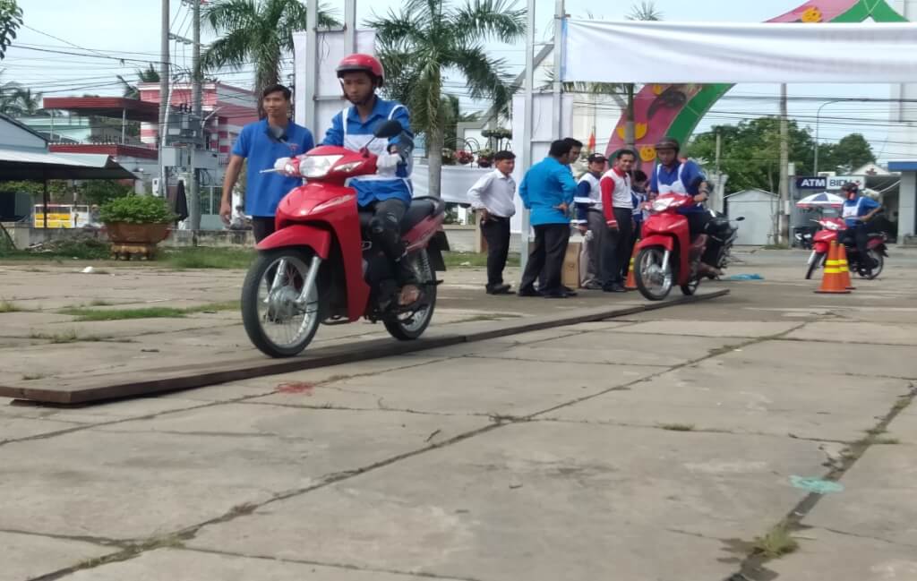 C:UsersADMINDesktopNgay hoi TN voi VHGT349e3a2844bcbbe2e2ad.jpg