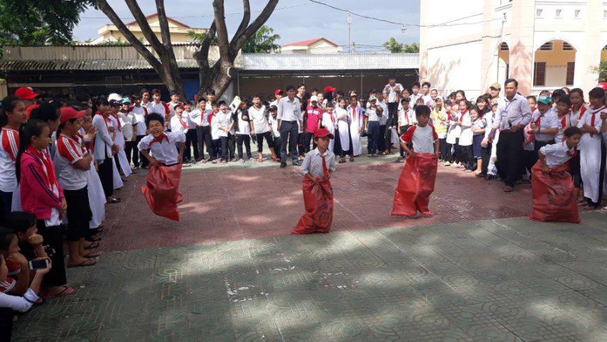 D:1 HOI DONG DOINAM HOC 2018 - 2019VB LAM MINH CHUNG TƯ12.2TRAI NGHIEM SANG TAO2.THCS TT Mỹ Long- CAU NGANG.jpg