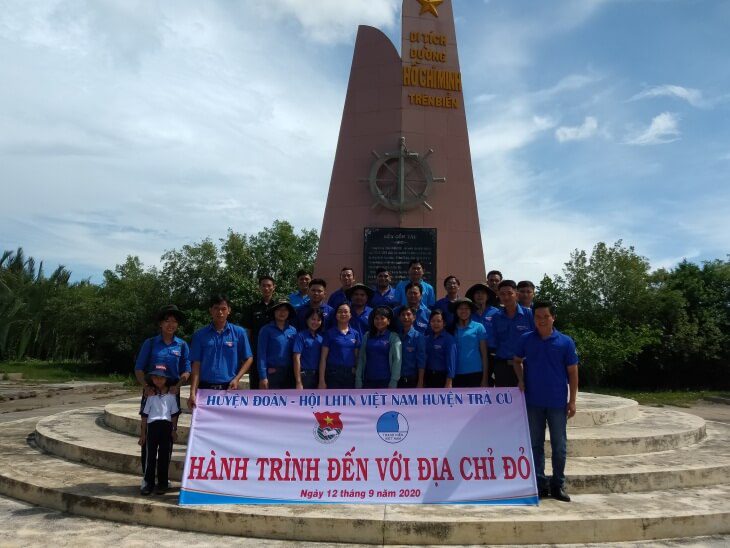 D:\HINH ANH\tham don bien phong\z2074186604812_ce3c8f57105bf6820353395a84cbf734.jpg