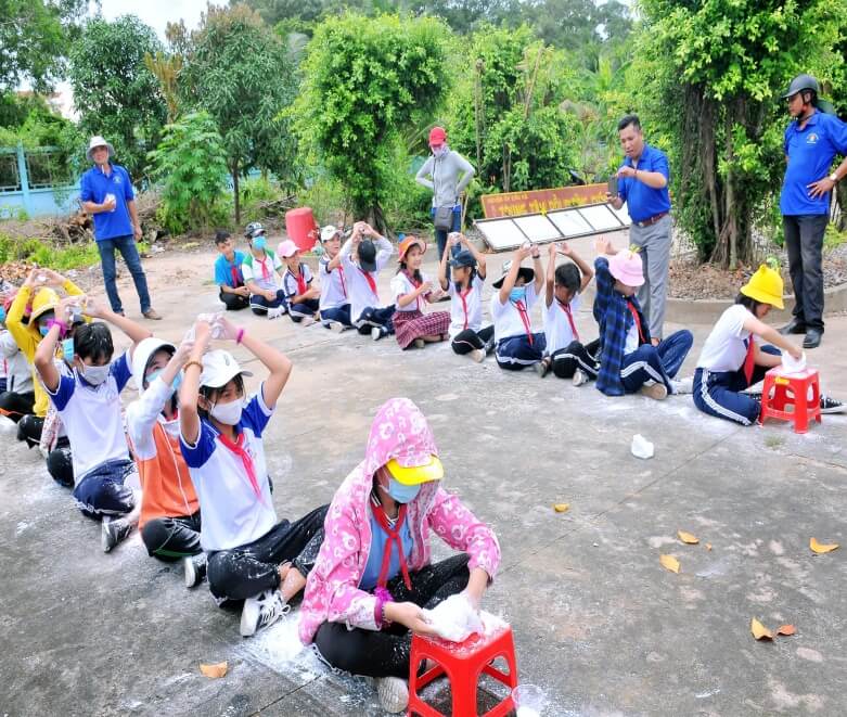 D:\Ho so cua Tu\Cong tac Doi19-2020\Tin, bai\Hinh anh\Hinh anh Trai he\z2010986968210_61683e61343f011147cc73bec49bff33.jpg