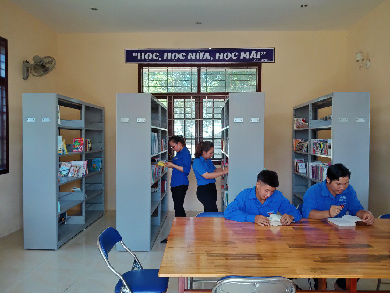 D:\HỒ SƠ ĐOÀN TNCS HCM\Năm 2021\Hình ảnh\Văn hóa đọc\z2608669464619_d1b5848494de2837a2ad27b0dcaa0572.jpg