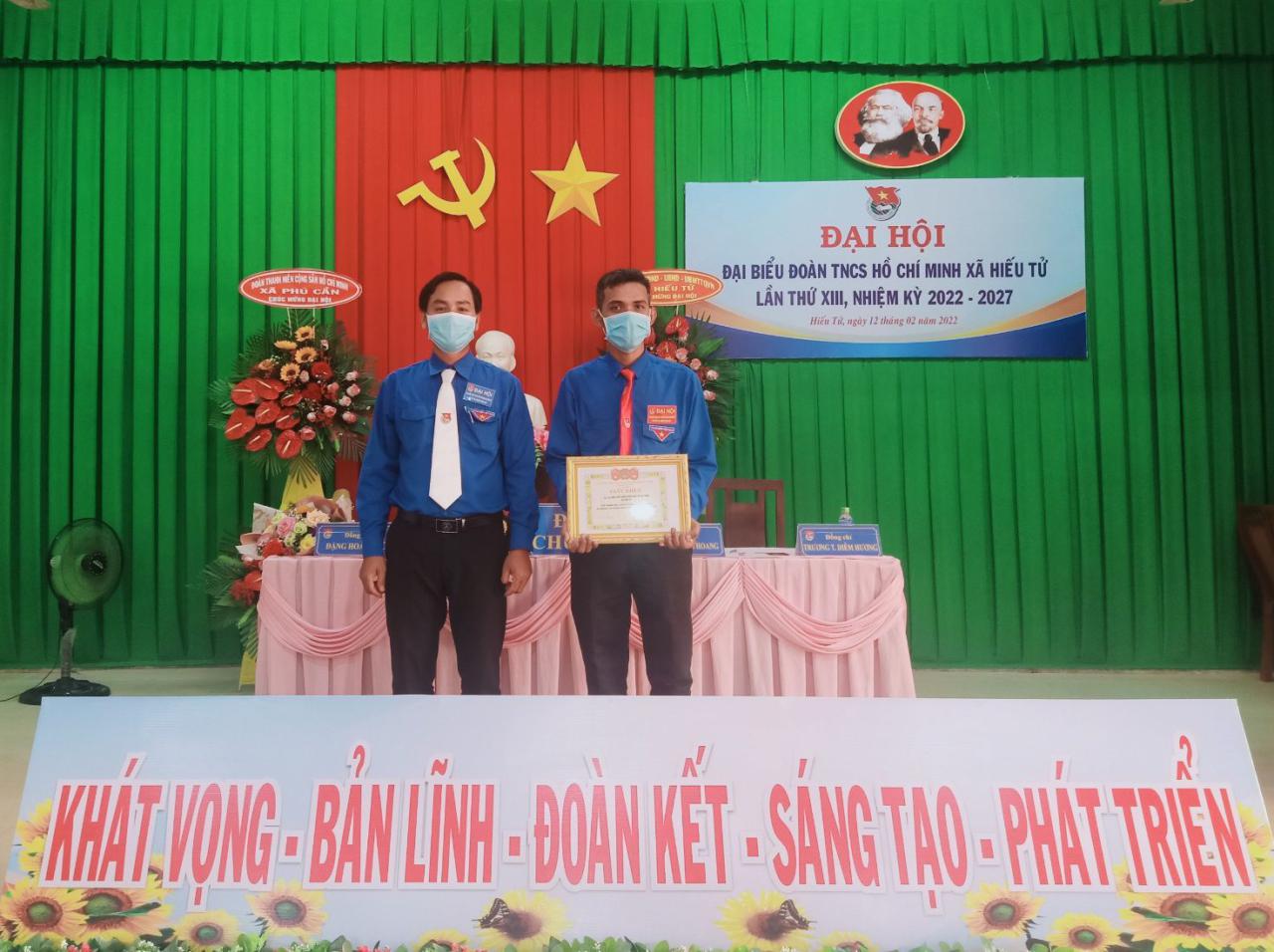 D:\THANG\dai hoi\dai hoi diem hieyu tu.jpg