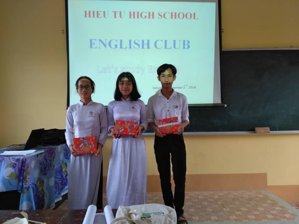 D:\TL CA NHAN\CHUAN\CHUYEN MON\TINH DOAN19\BAI VIET\CLB TIENG ANH.jpg
