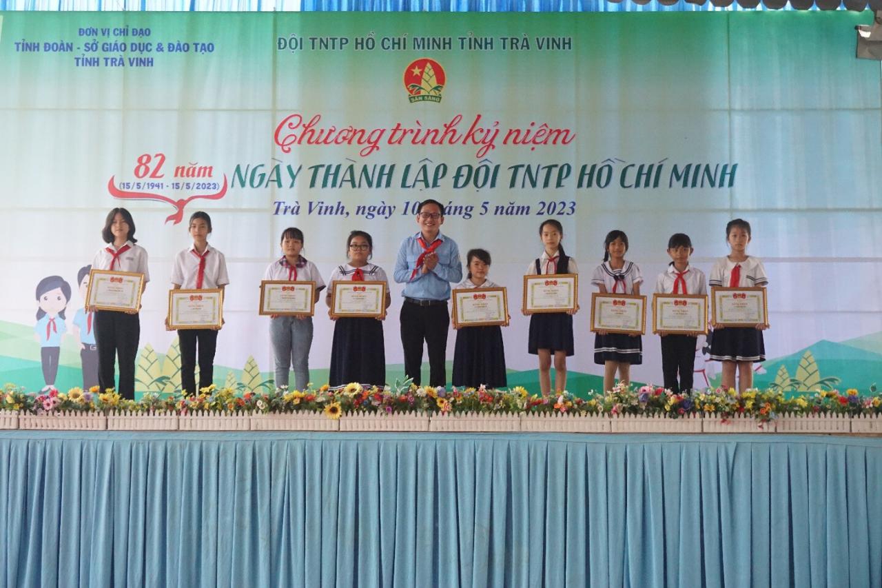 E:\THẢO MY. HỘI ĐỒNG ĐỘI NĂM HỌC 2022 - 2023. KỶ NIỆM 82 NĂM NGÀY THÀNH LẬP ĐỘI (hoạt động tập trung tháng 5)\bài cộng tác gửi TW\Ảnh tin bài\Ảnh 3.JPG
