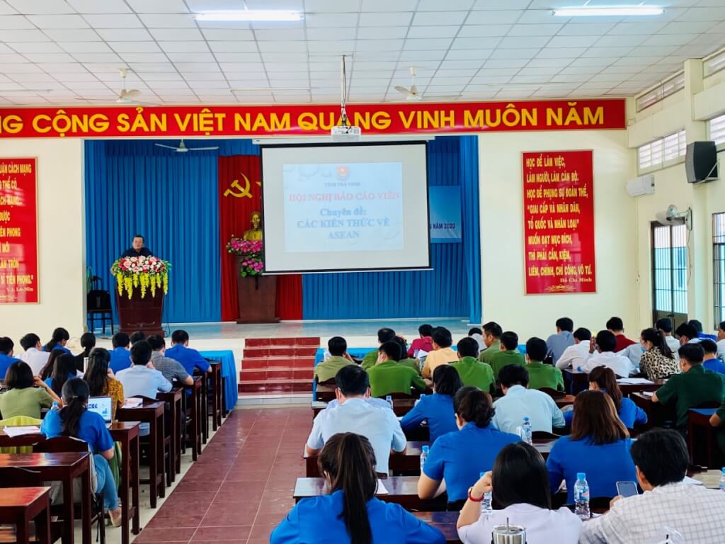 G:2019 - 2020hoi nghi bao cao vienz2052676891404_70afcdafed6c039d8a29d1a015003235.jpg