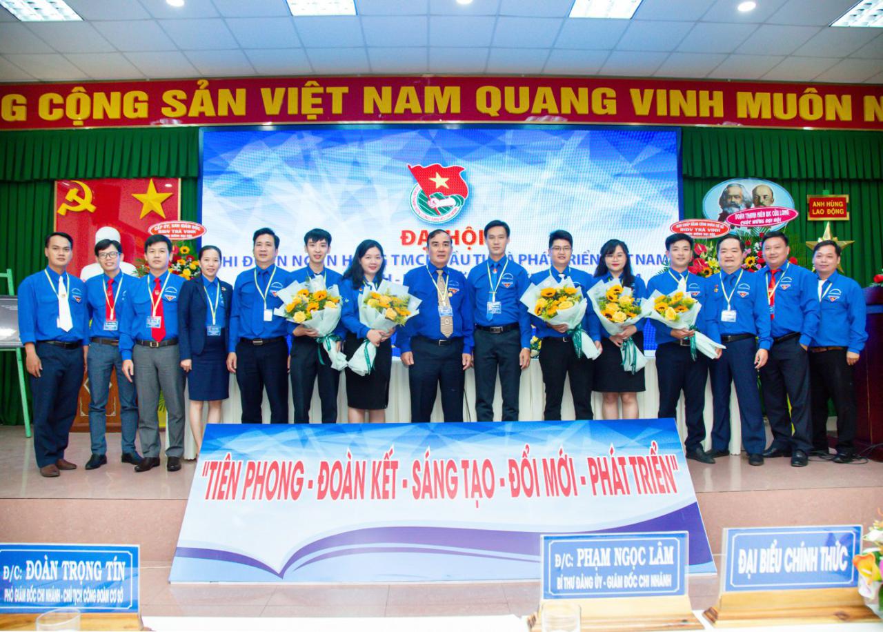 G:\DOAN KHOI CQ\Nam 2022\DAI HOI\CAP CO SO\BIDV - 12.2.2022\anh\MUM_5381.jpg