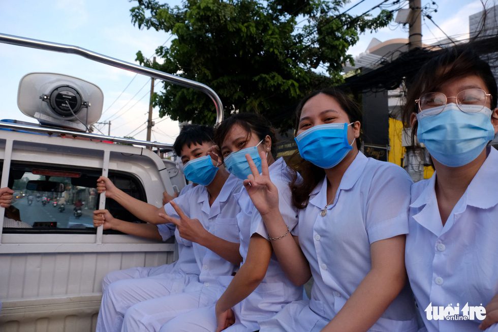 ‘Biệt đội’ chống dịch Hải Dương: 1h chiều phát động, 9h sáng có mặt ở TP.HCM - Ảnh 2. ‘Biệt đội’ chống dịch Hải Dương: 1h chiều phát động, 9h sáng có mặt ở TP.HCM - Ảnh 2.