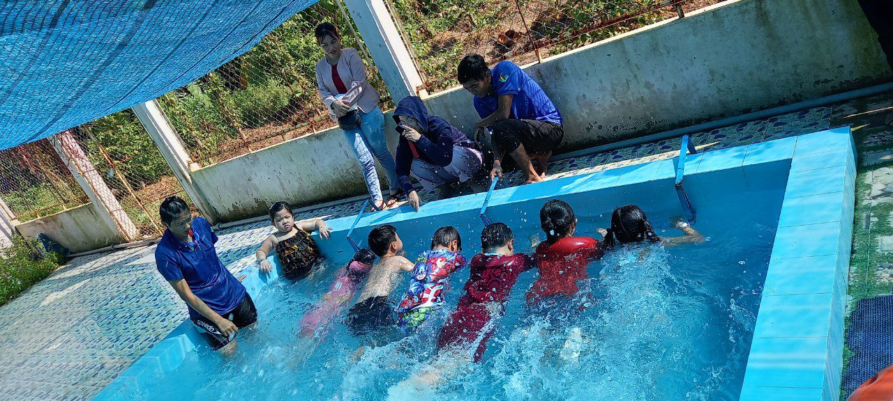 z3607851862245_66445d281dddaca74d2ca7cd525f3e77