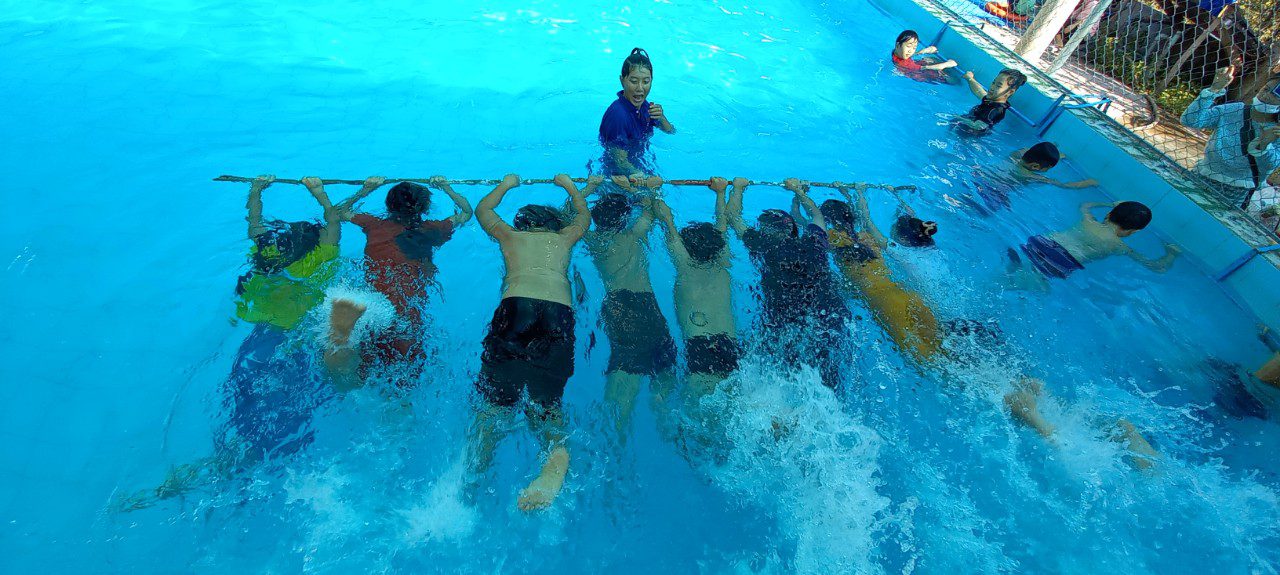 z3607851876830_54045a352b9d2c0bce7db15a829604ea