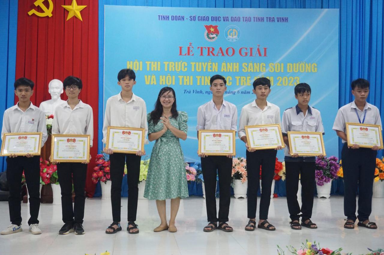 z4398366903076_dbad83bf43034d8ac7846e0d55c332e2