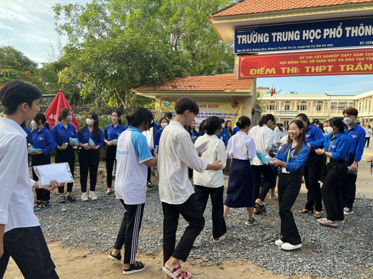 z4470016465857_eaa3124cdd147ab261812a119eb42e7b (1)