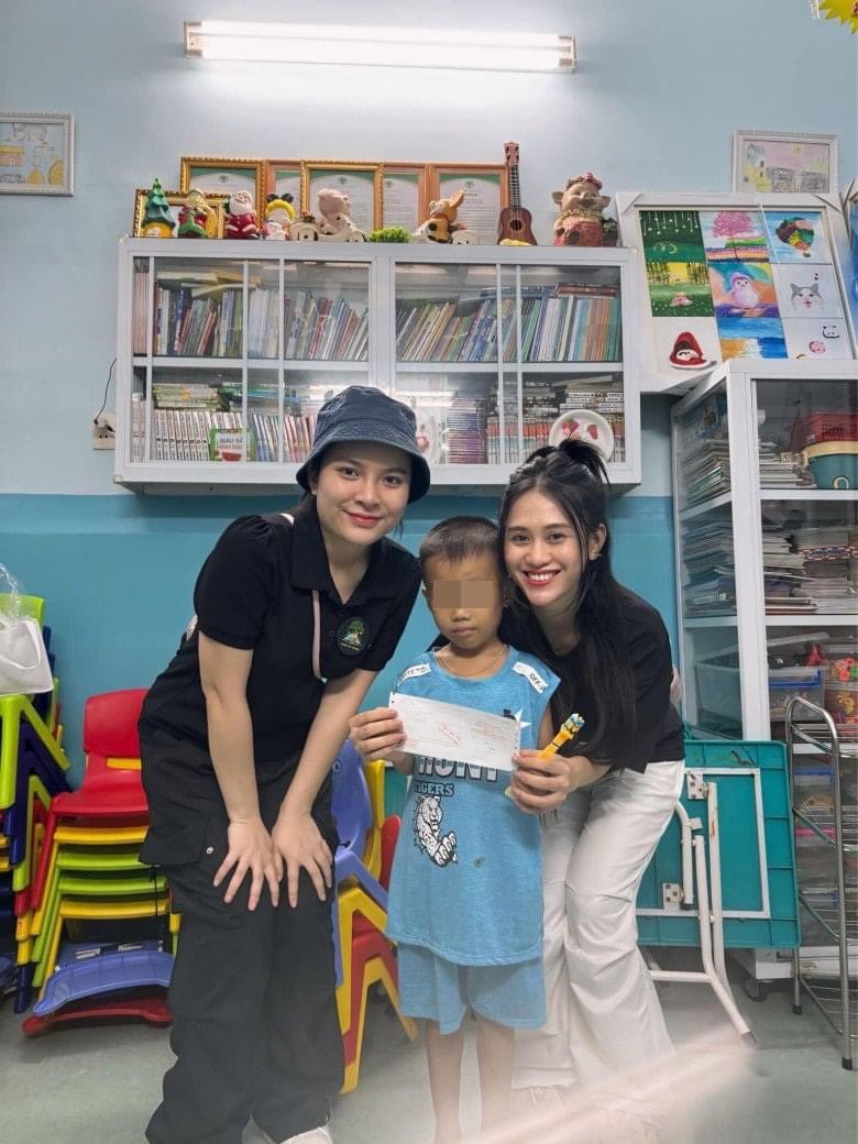 z5611527304883_afbd06445ac0516948d07ce6e284c615