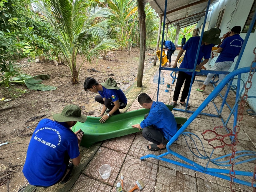 F:\THẢO MY\3. HỘI ĐỒNG ĐỘI NĂM HỌC 2023 - 2024\53 Đội hình chuyên\2024\hình ảnh\z5715159066896_f3e3c7ed6a808e990c800728c58b774c.jpg