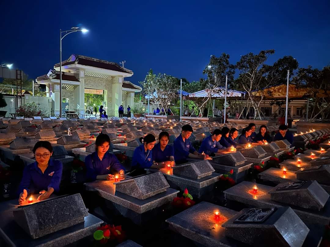 People in blue shirts at night Description automatically generated with medium confidence