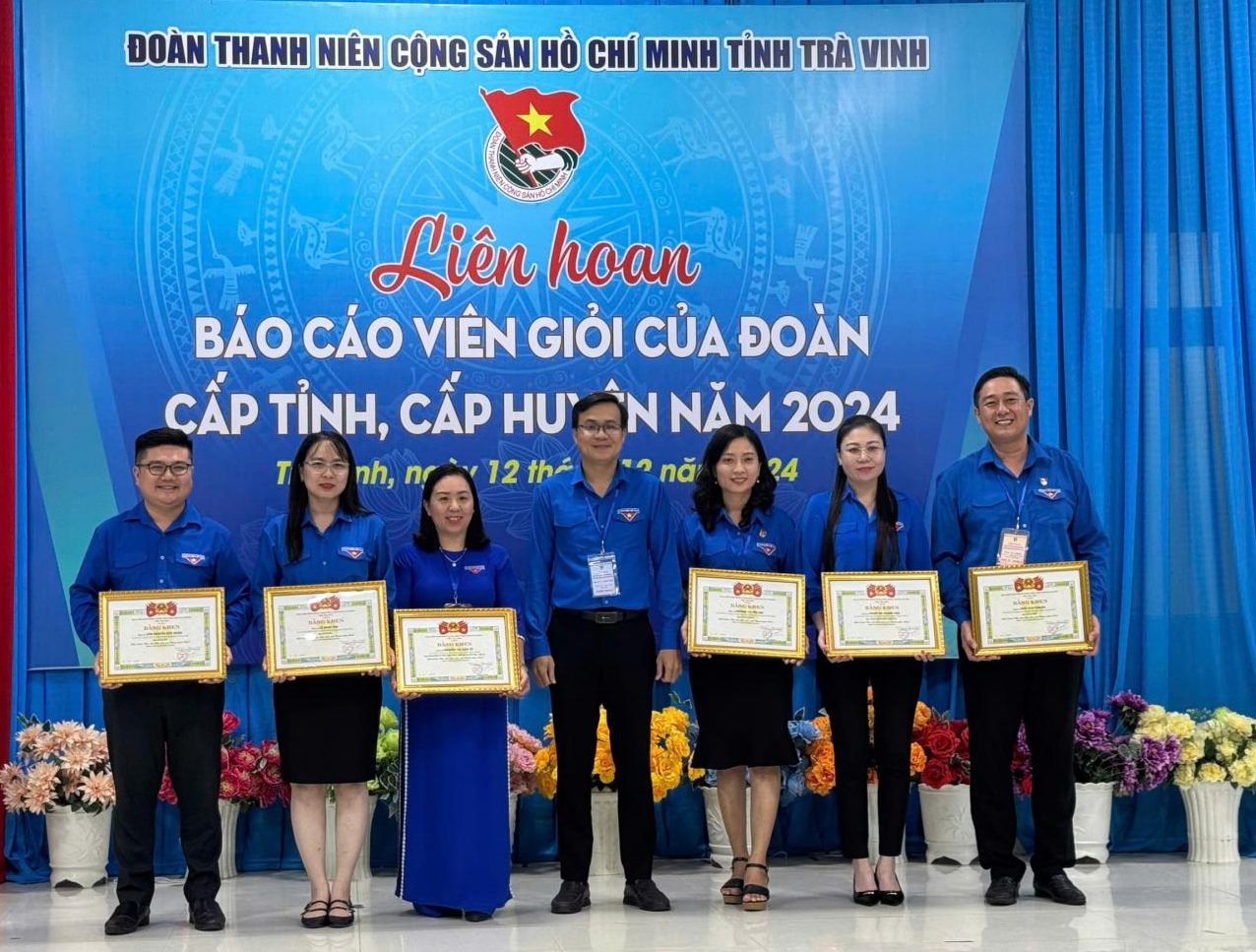 TẬP THỂ BẢNG A