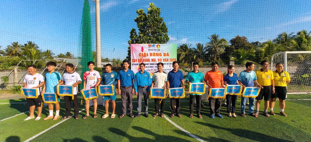 F:\2 THANG-HUYEN ĐOAN\NAM 2025\8 ẢNH HOẠT ĐỘNG\HỘI THAO CÁN BỘ ĐOÀN 2025\2.jpg