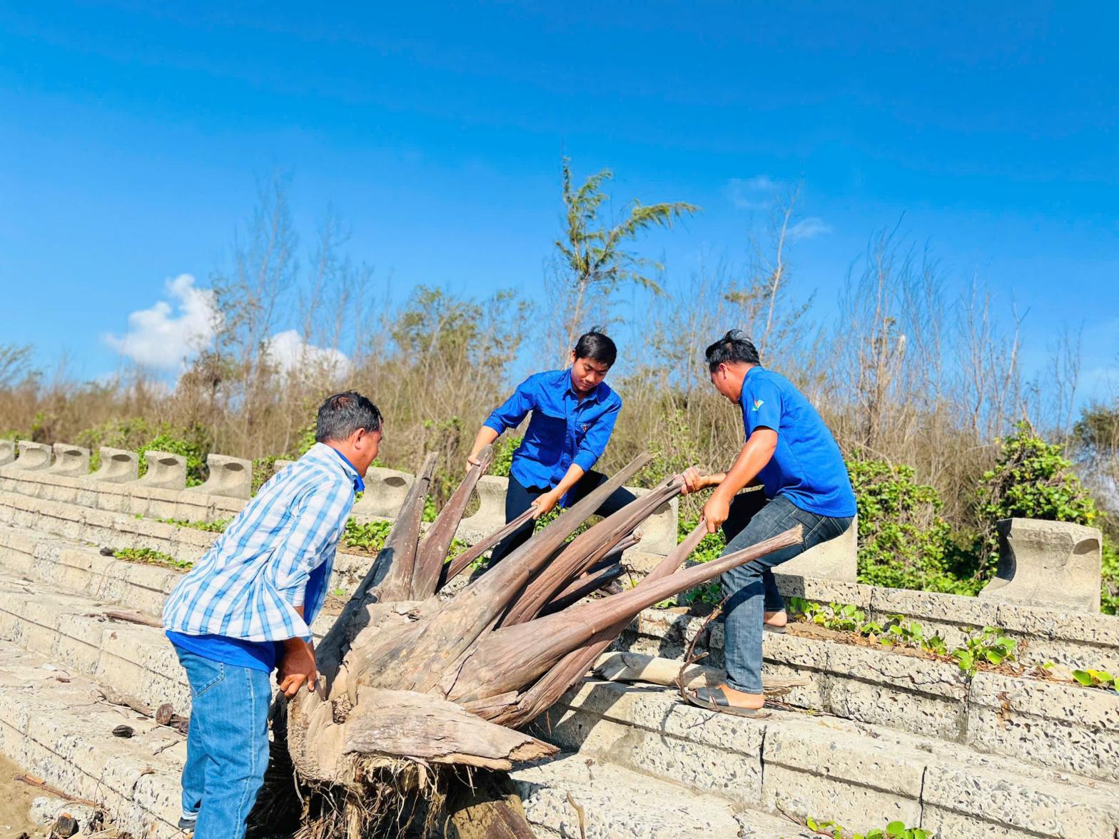 z6543297473258_554b913bf73520cc779a35a728f0fffe