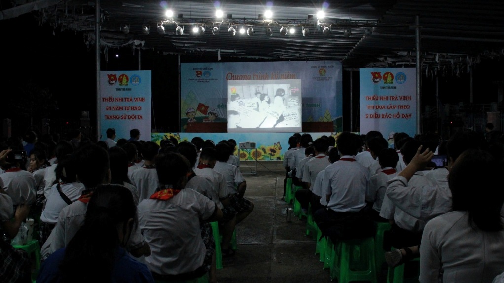 C:\Users\Administrator\Desktop\ẢNH TIN 84 NĂM\04.jpg