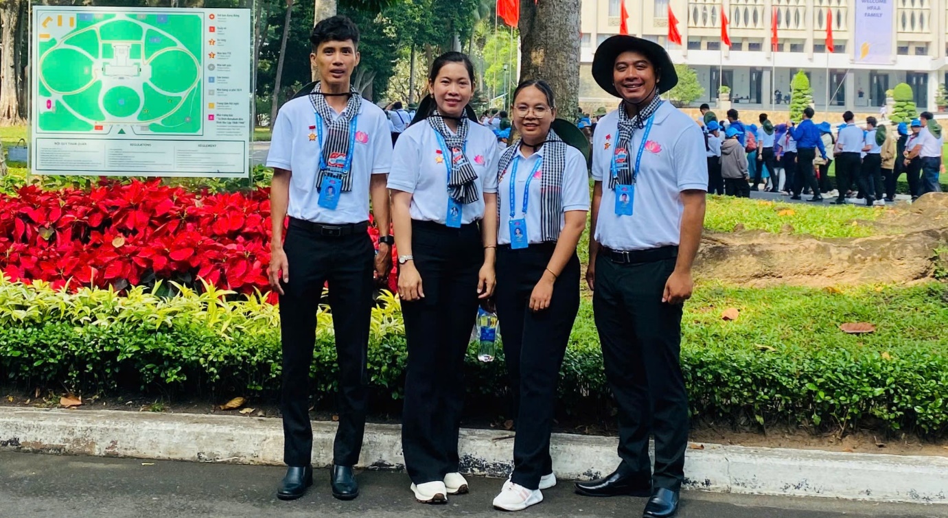 D:\BAN TUYEN GIAO 2025\tin bài\đại hoi tien tien lam theo loi bac toan quoc 2025\z6609717169596_7c7a4373119be26159c008c07aba9b9b.jpg