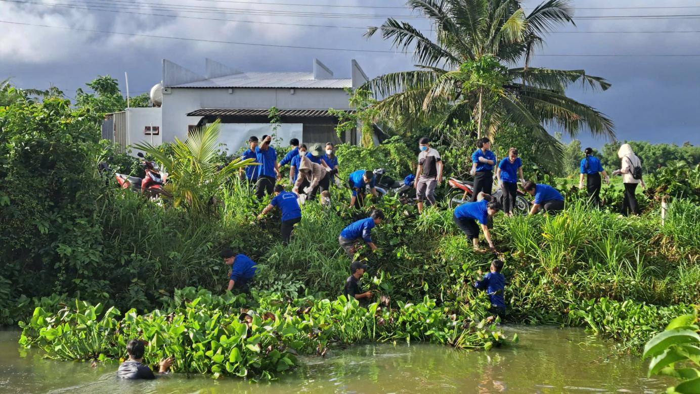 z6636847285793_deade296376b18a3200e04e7c7482981