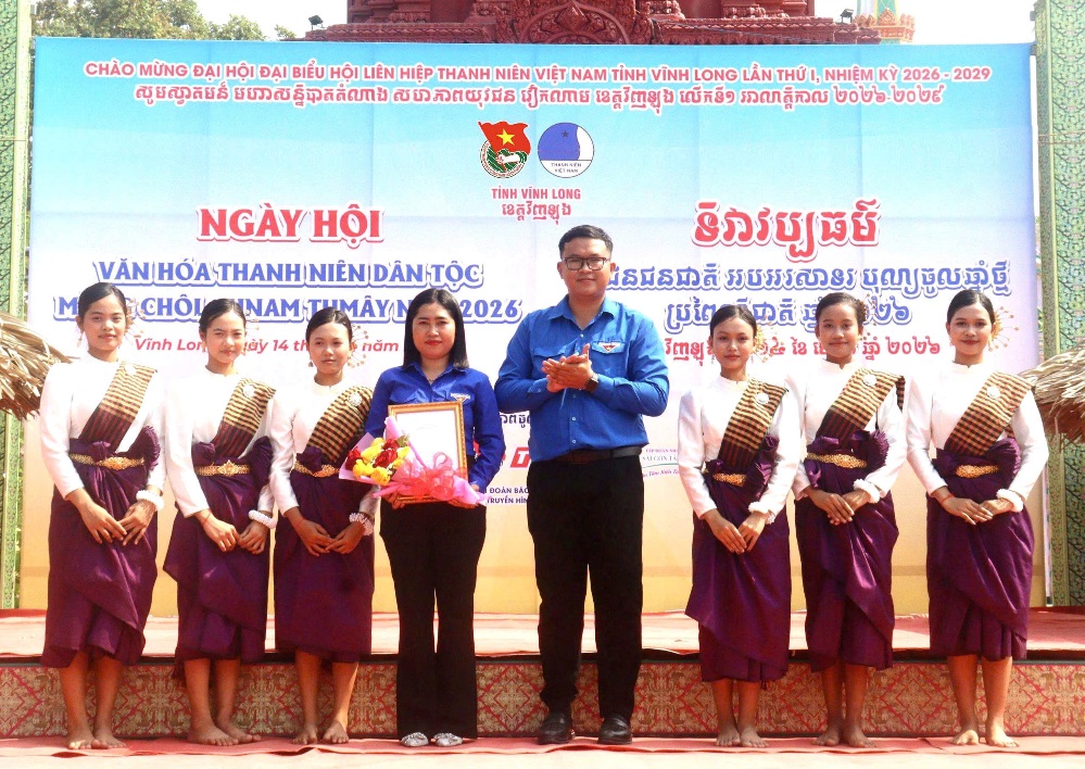 E:\THẢO MY - BAN PHONG TRÀO\NĂM 2026\TIN BÀI\Ngày hội Chôl Chnam Thmây năm 2026\gen-h-z7724774848809_2ab6c732a8b9cb2c63b790d51f016375.jpg