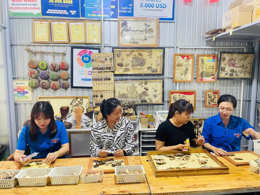 E:\THẢO MY - BAN PHONG TRÀO\NĂM 2026\TIN BÀI KHỞI NGHIỆP NĂM 2025\TIN BÀI CÁC XÃ PHƯỜNG\08 XÃ HƯƠNG MỸ\gen-h-z7758834658865_68617e553fdc49d0c9e499b5aeda91ea.jpg