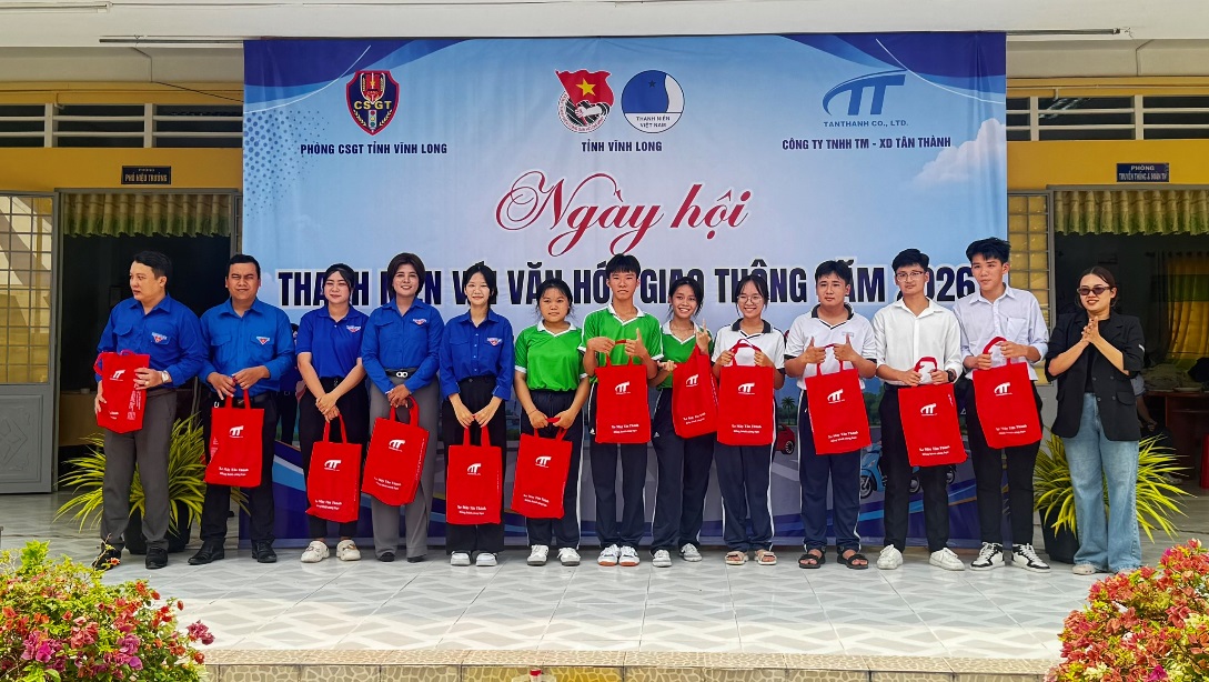 E:\THẢO MY - BAN PHONG TRÀO\NĂM 2026\TIN BÀI\NGÀY HỘI TN&VHGT 2026\1789459204369_1485568236439550003_4934845256806107602_db85e08d222d6047828efb8e71b75adc.jpg