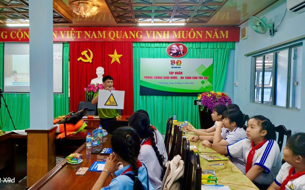 TRIỂN KHAI NHIỀU GIẢI PHÁP HIỆU QUẢ TRONG CÔNG TÁC PHÒNG, CHỐNG ĐUỐI NƯỚC Ở TRẺ EM